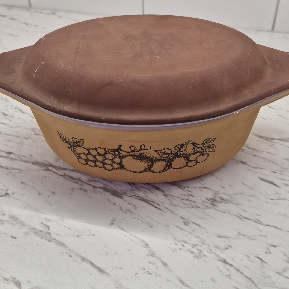 Pyrex Vintage Brown and Yellow Casserole Dish